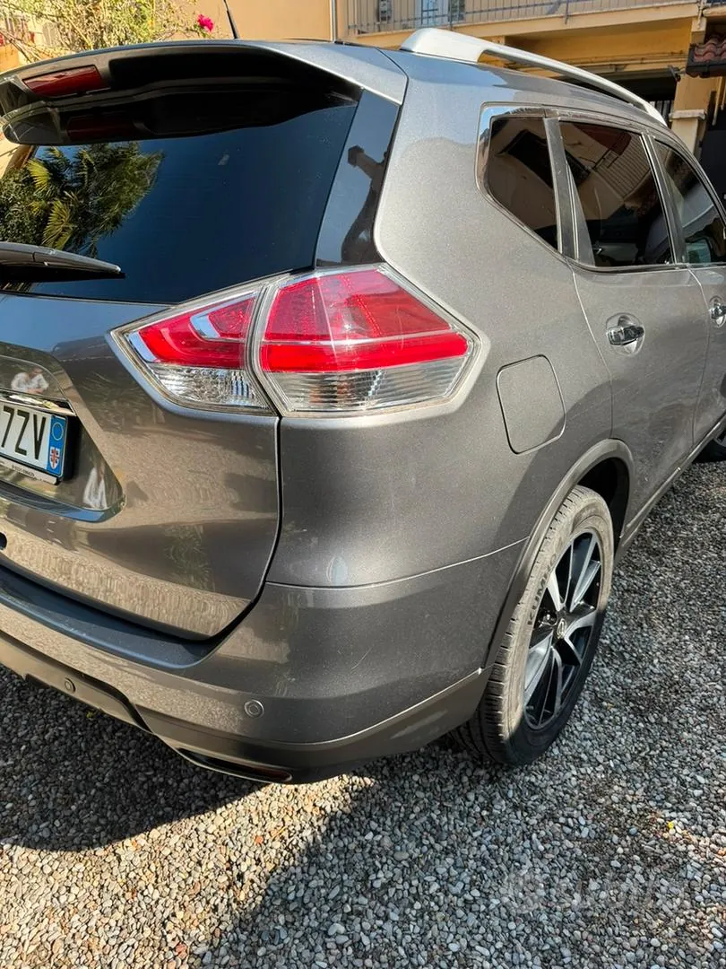 Nissan X-Trail 2015 photo 2