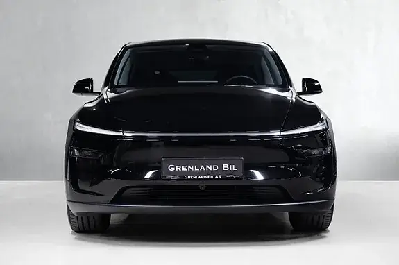 Tesla Model Y 2025 photo 4