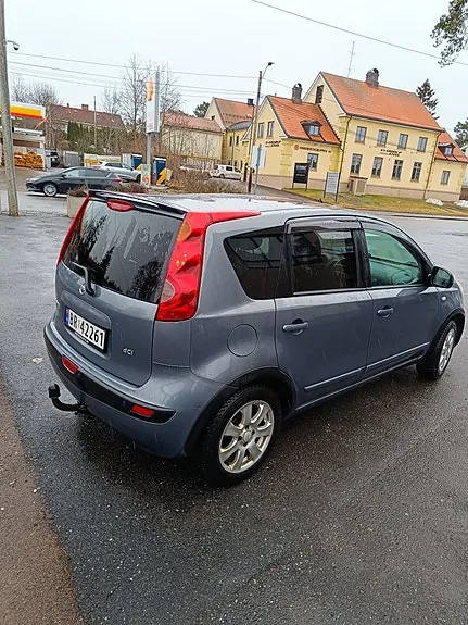 Nissan Note 2007 photo 4