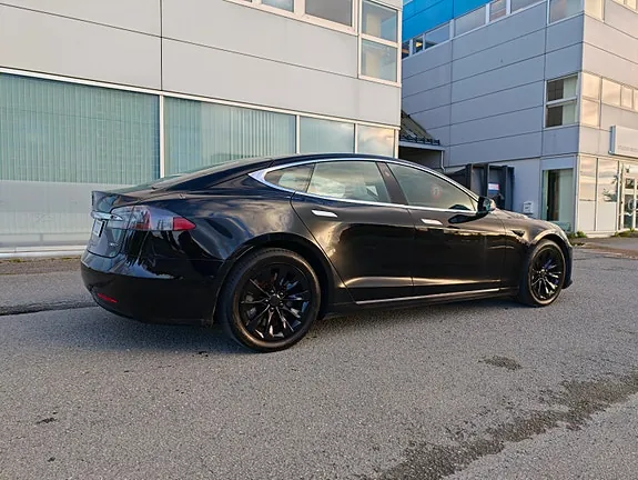 Tesla Model S 2017 photo 4