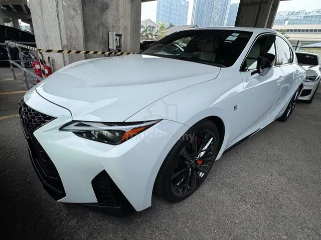 Lexus Is300