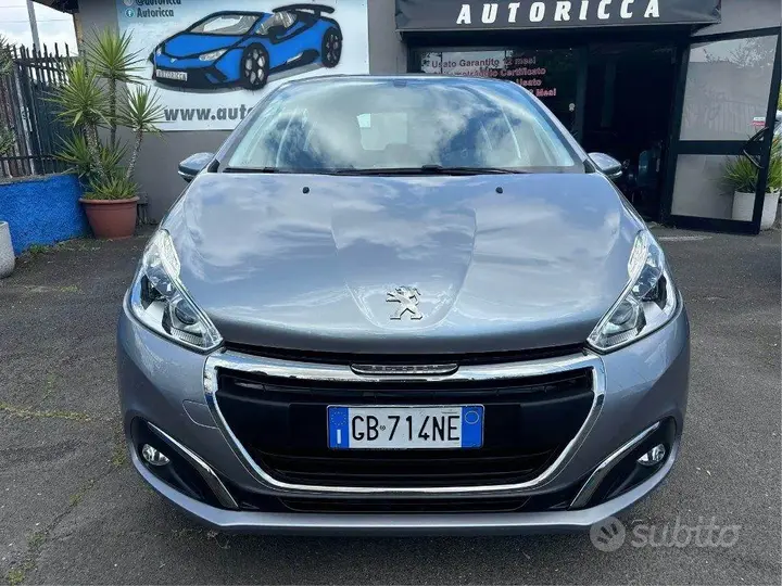Peugeot 208 2020 photo 2