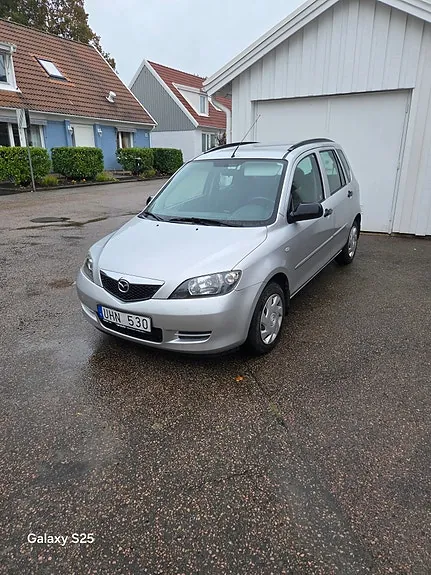 Mazda 2