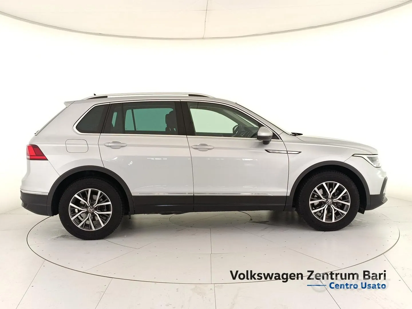 Volkswagen Tiguan 2022 photo 5