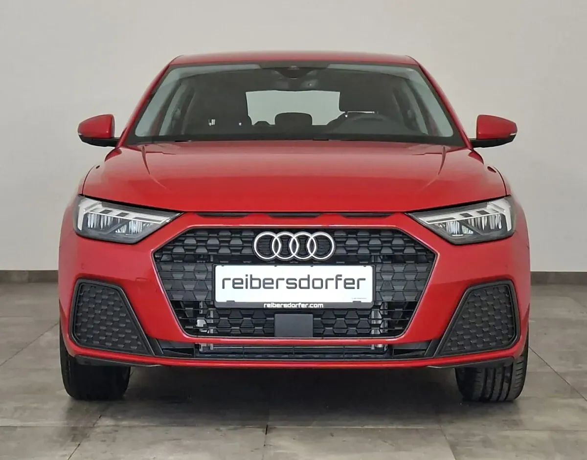 Audi A1 2026 photo 2