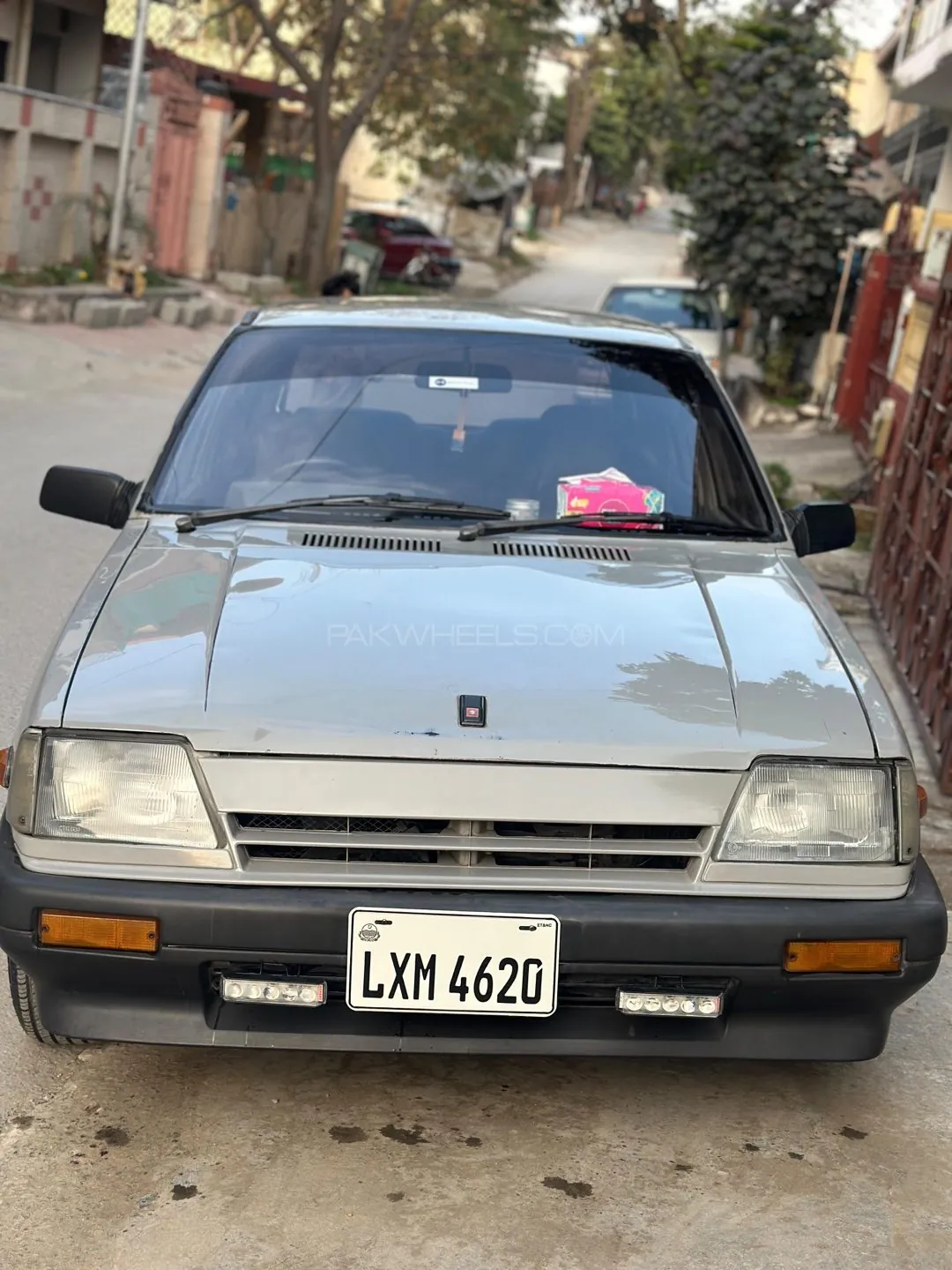 Suzuki Khyber