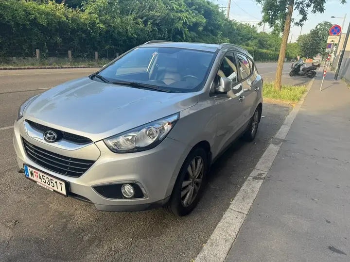 Hyundai Ix35 2010 photo 2