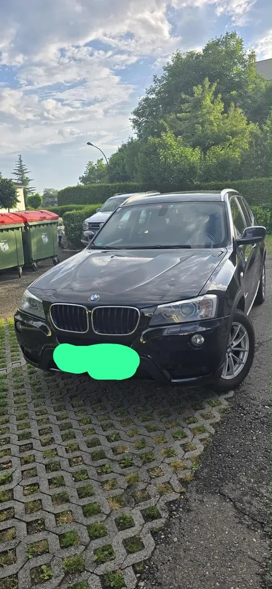 BMW X3 2011 photo 2