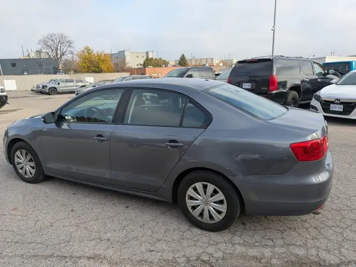 Volkswagen Jetta 2014 photo 3