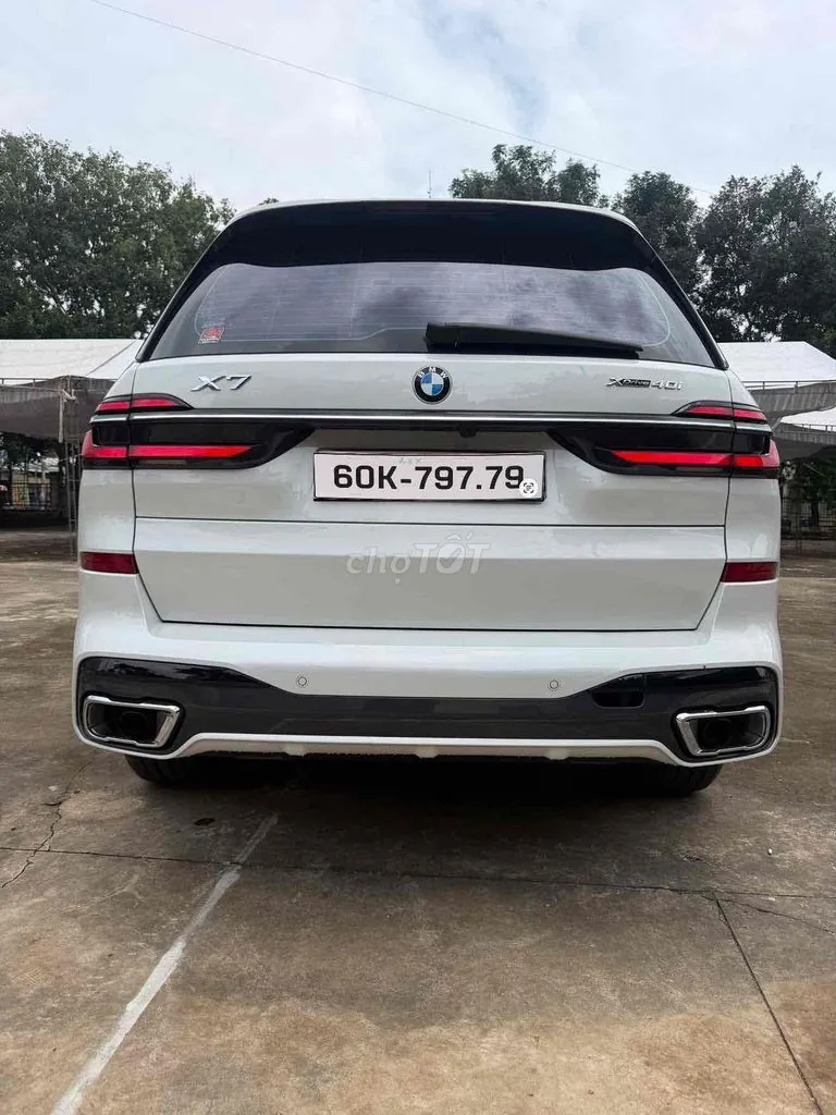BMW X7 2025 photo 3
