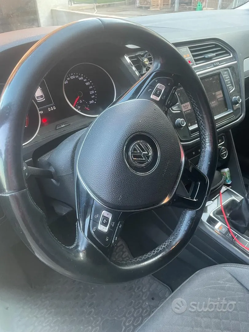 Volkswagen Tiguan 2017 photo 2