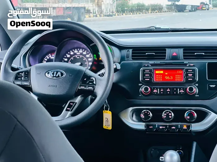 Kia Rio 2013 photo 2