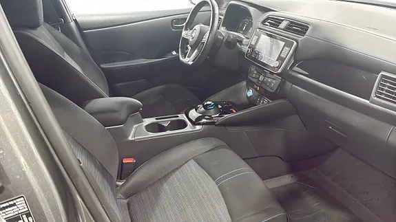 Nissan Leaf 2022 photo 3