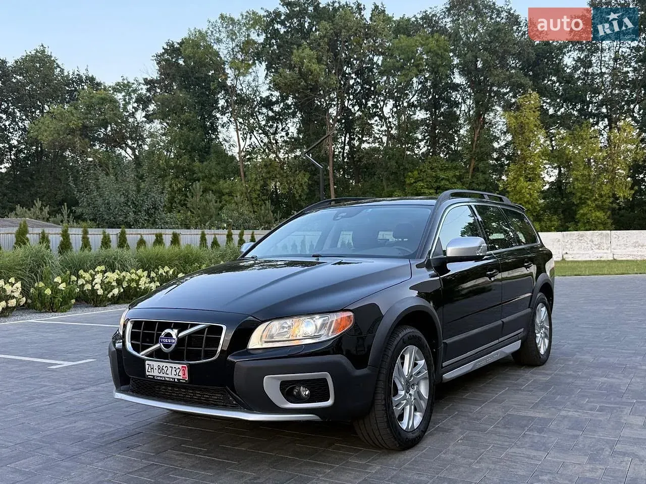 Volvo Xc70 2012 photo 2