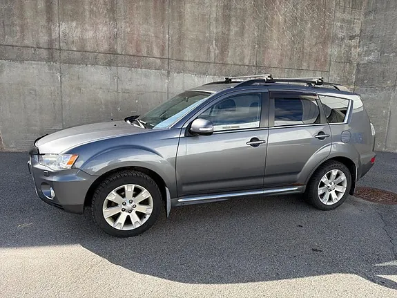 Mitsubishi Outlander 2011 photo 3
