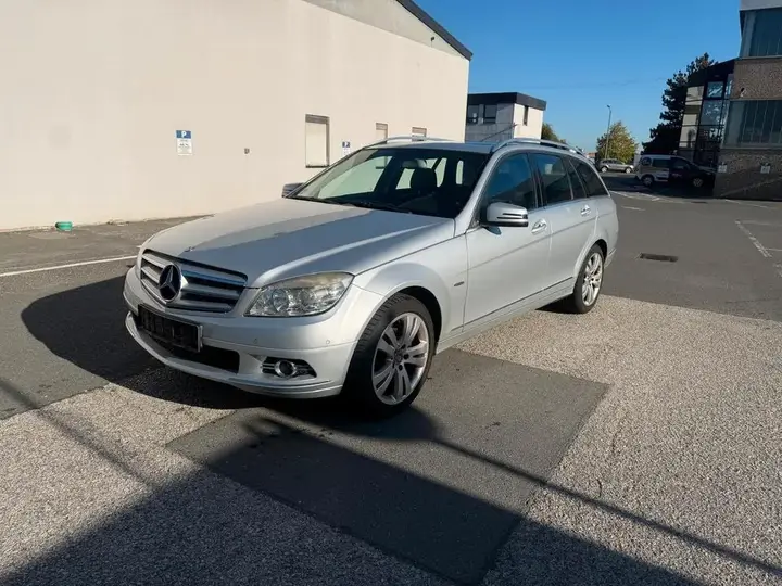 Mercedes-Benz C180