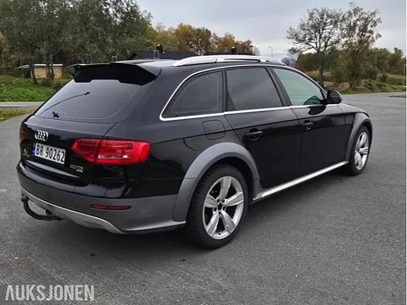 Audi A4 Allroad 2010 photo 5