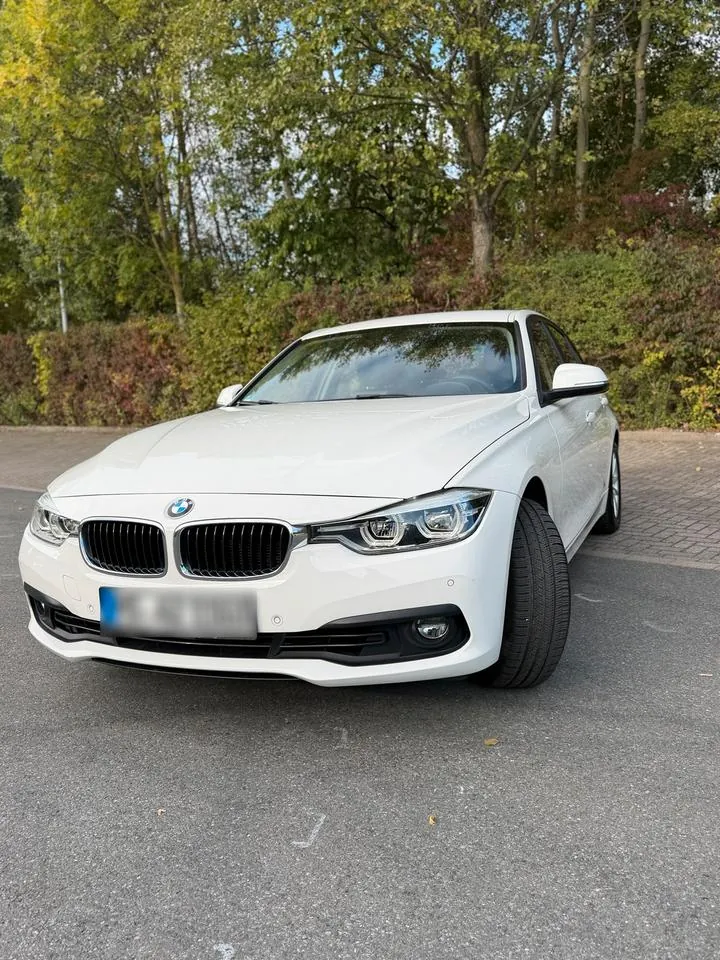 BMW 318I