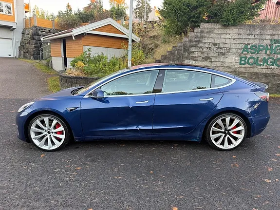 Tesla Model 3 2019 photo 2
