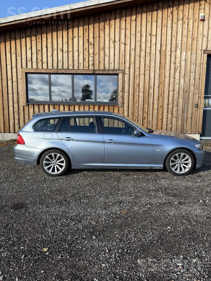 BMW 325D 2009 photo 4