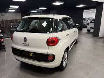 Fiat 500L 2012 photo 2