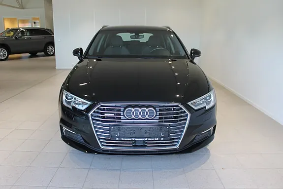 Audi A3 2020 photo 2