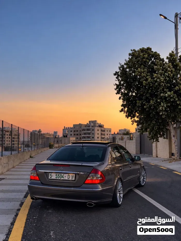 Mercedes-Benz E-Class 2008 photo 4