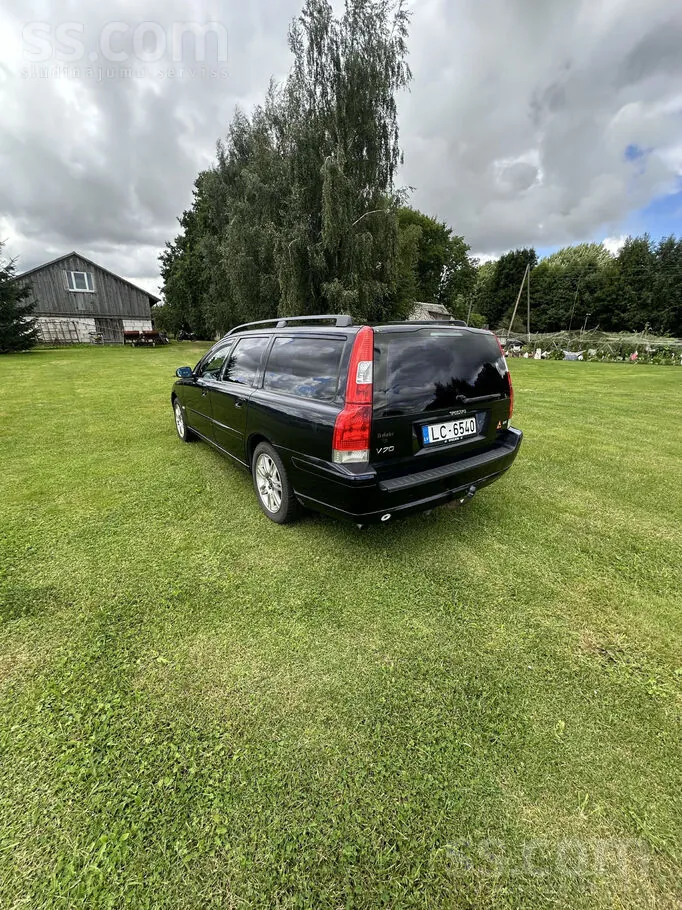 Volvo V70 2005 photo 5