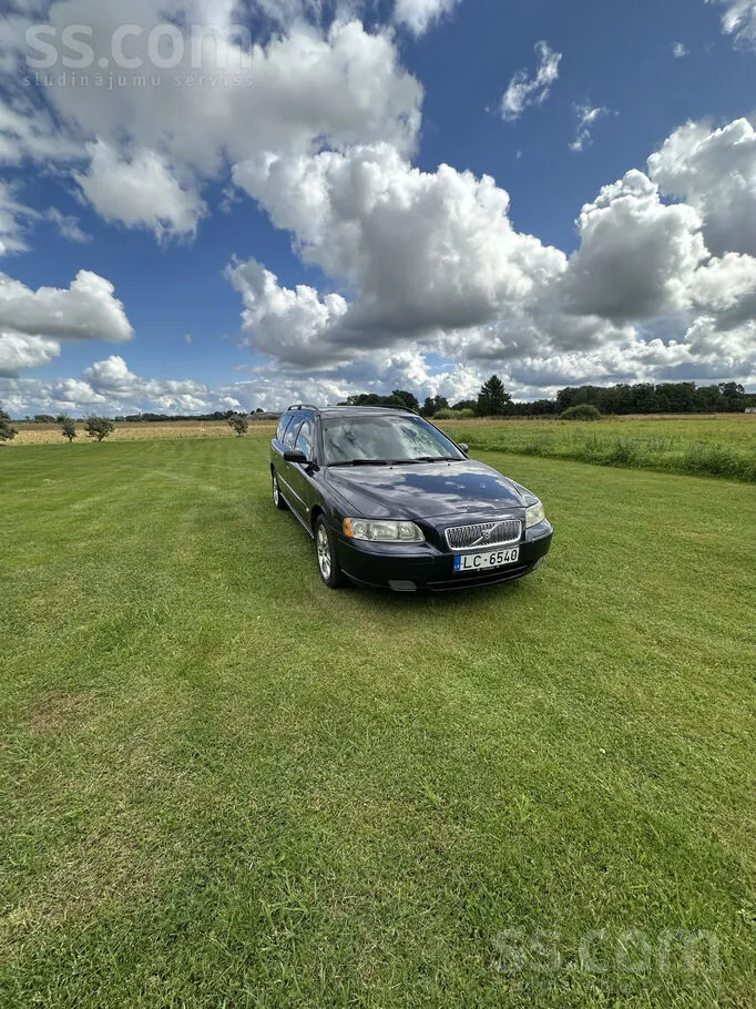 Volvo V70 2005 photo 3