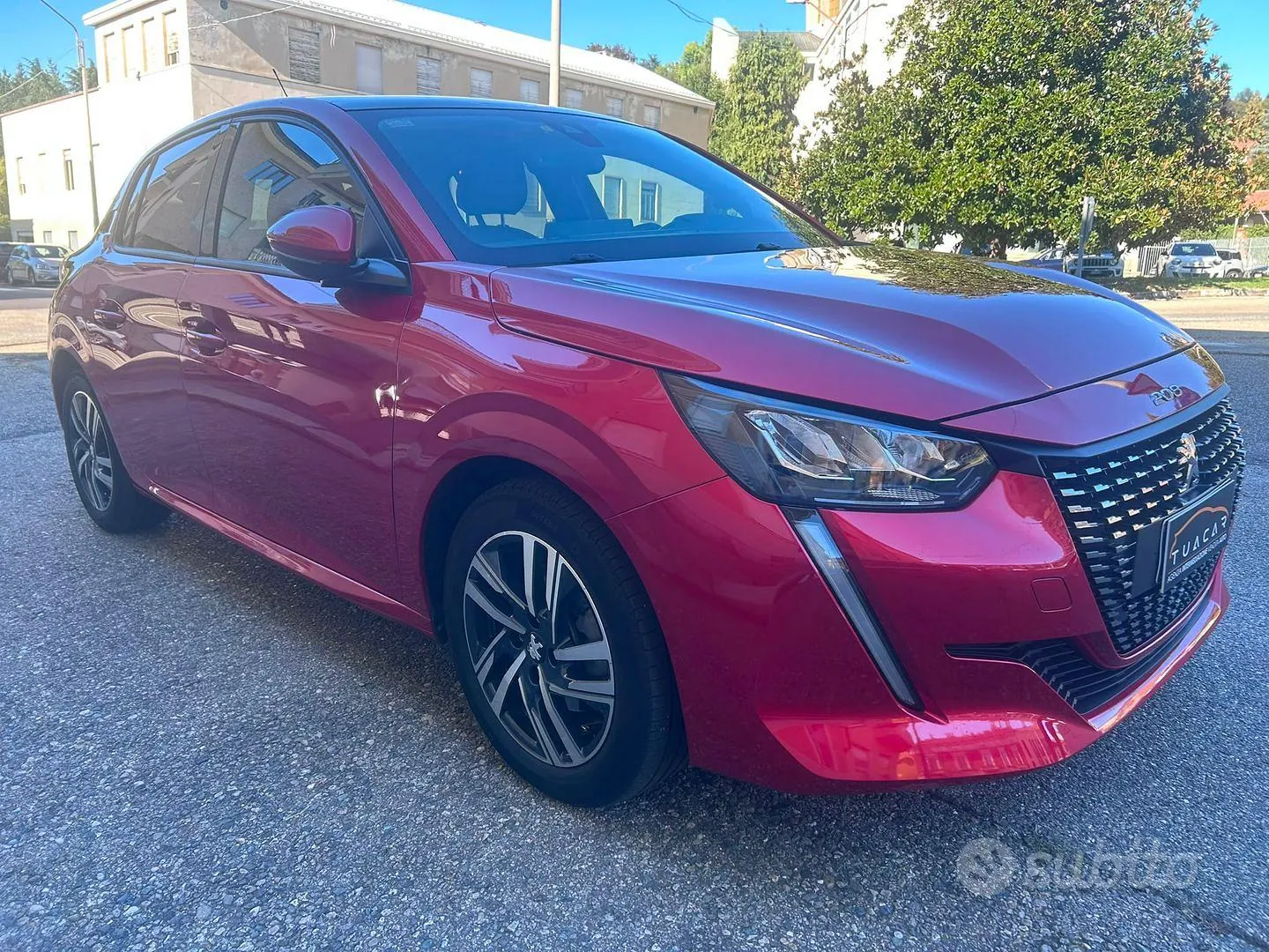 Peugeot 208 2020 photo 3