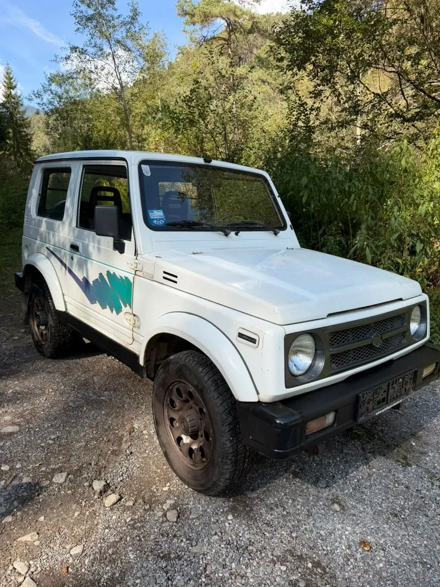 Suzuki Samurai 1994 photo 3