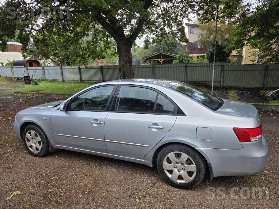 Hyundai Sonata 2008 photo 2