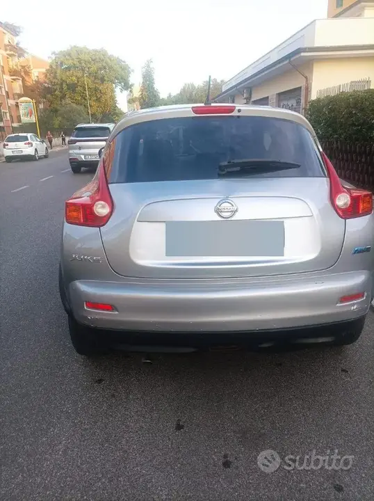 Nissan Juke 2011 photo 3