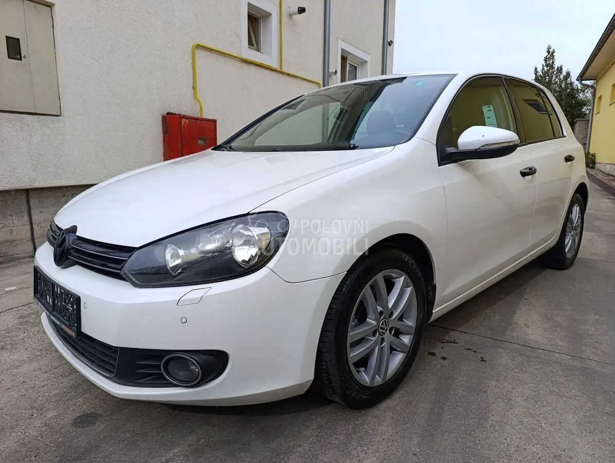 Volkswagen Golf 2010 photo 5