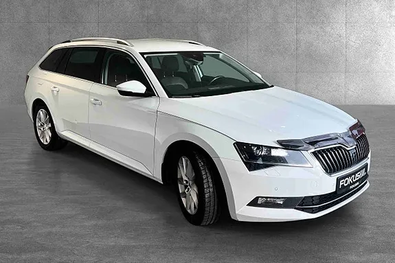 Skoda Superb 2018 photo 3