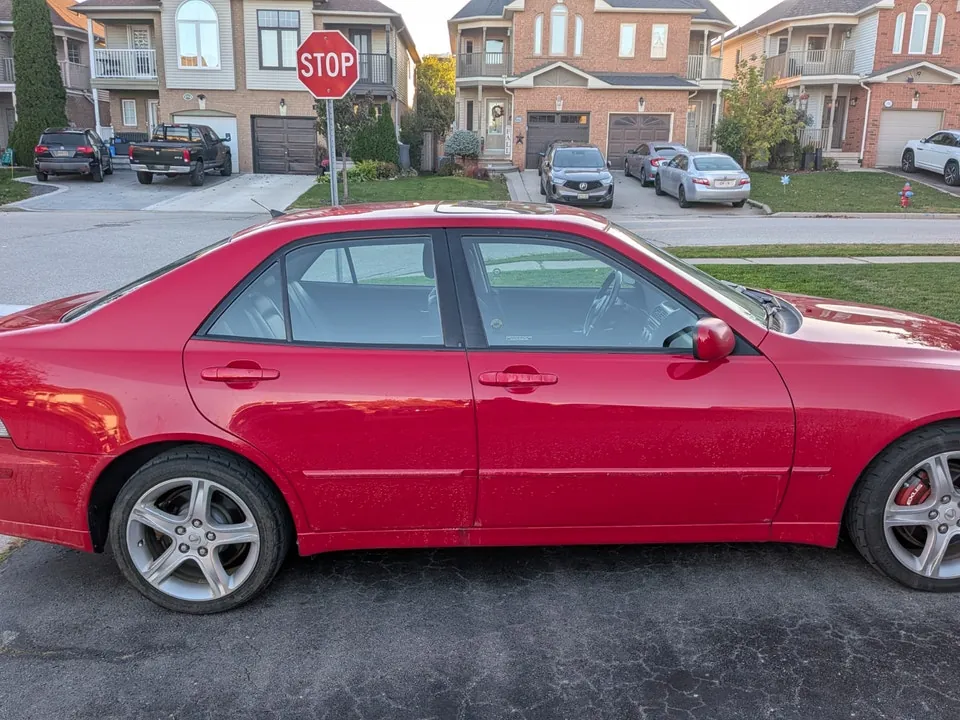 Lexus Is300 2004 photo 5