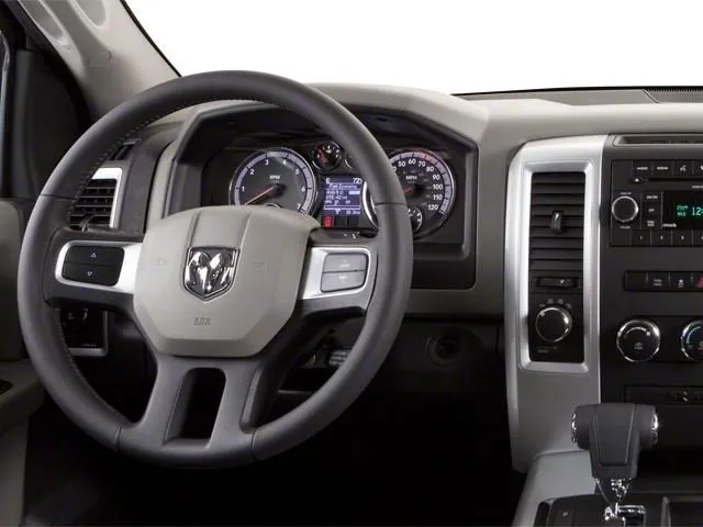 Dodge Ram 1500 2010 photo 4