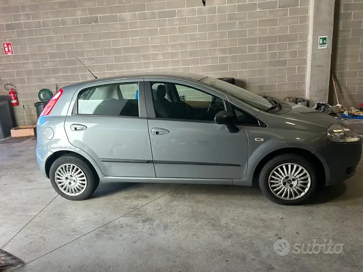 Fiat Punto 2007 photo 4