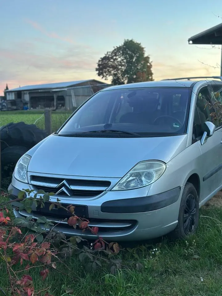 Citroen C8