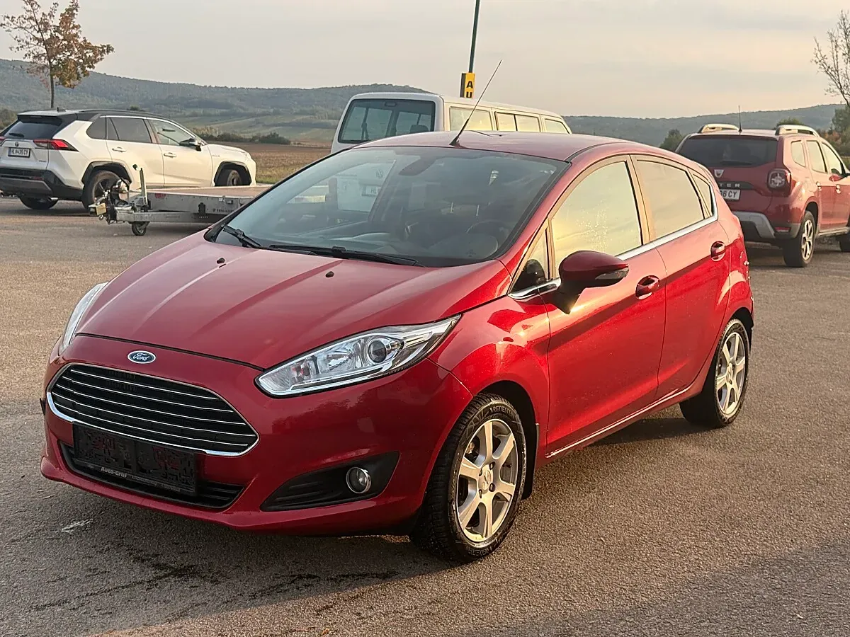 Ford Fiesta 2017 photo 2