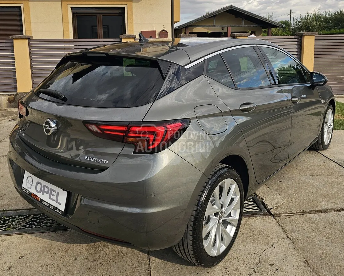 Opel Astra K 2019 photo 5