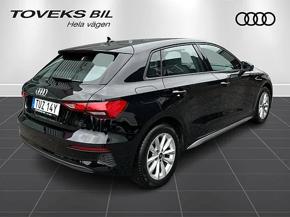 Audi A3 2024 photo 3