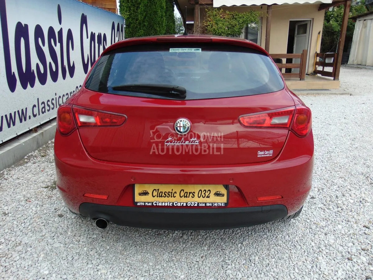 Alfa Romeo Giulietta 2010 photo 5