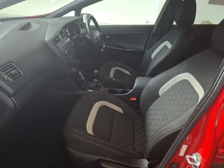 Kia Ceed 2018 photo 5