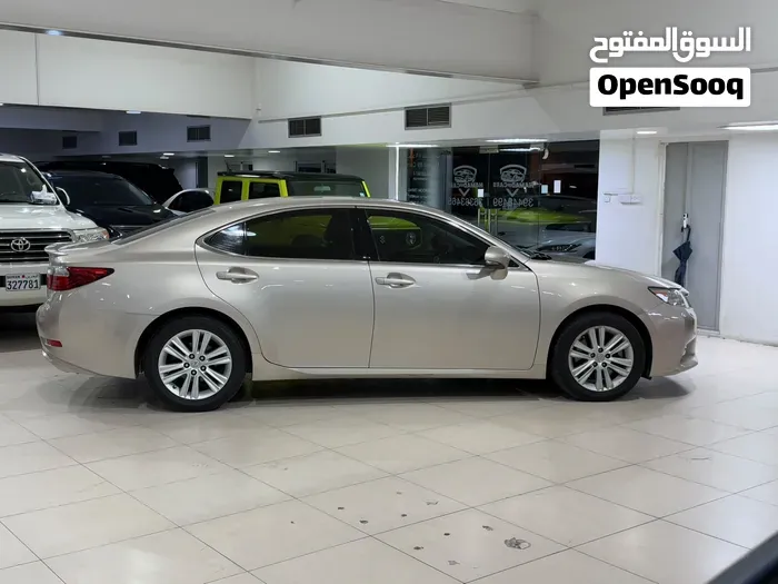 Lexus Es350 2013 photo 2