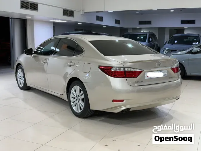 Lexus Es350 2013 photo 4