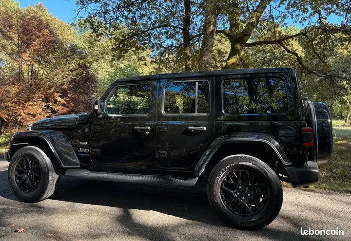 Jeep Wrangler 2022 photo 2