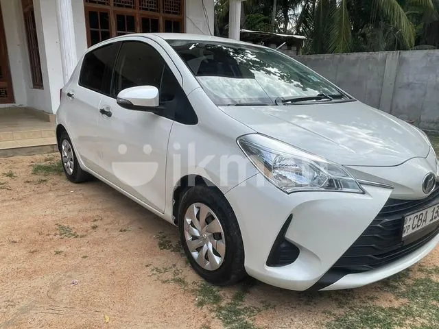 Toyota Vitz 2018 photo 3