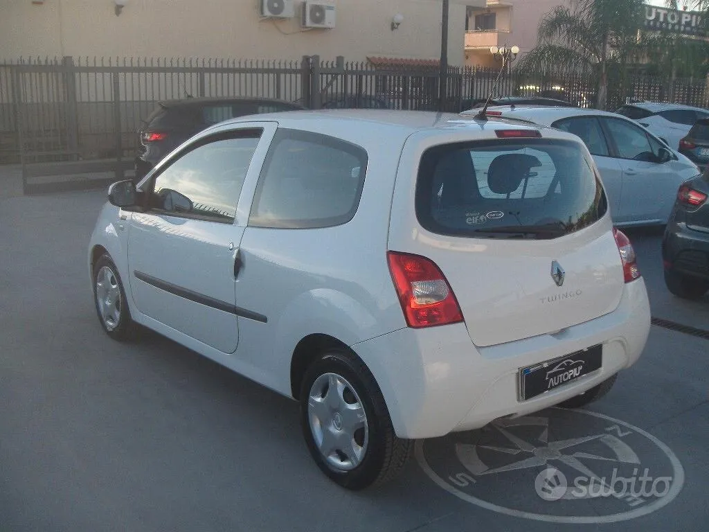 Renault Twingo 2012 photo 3