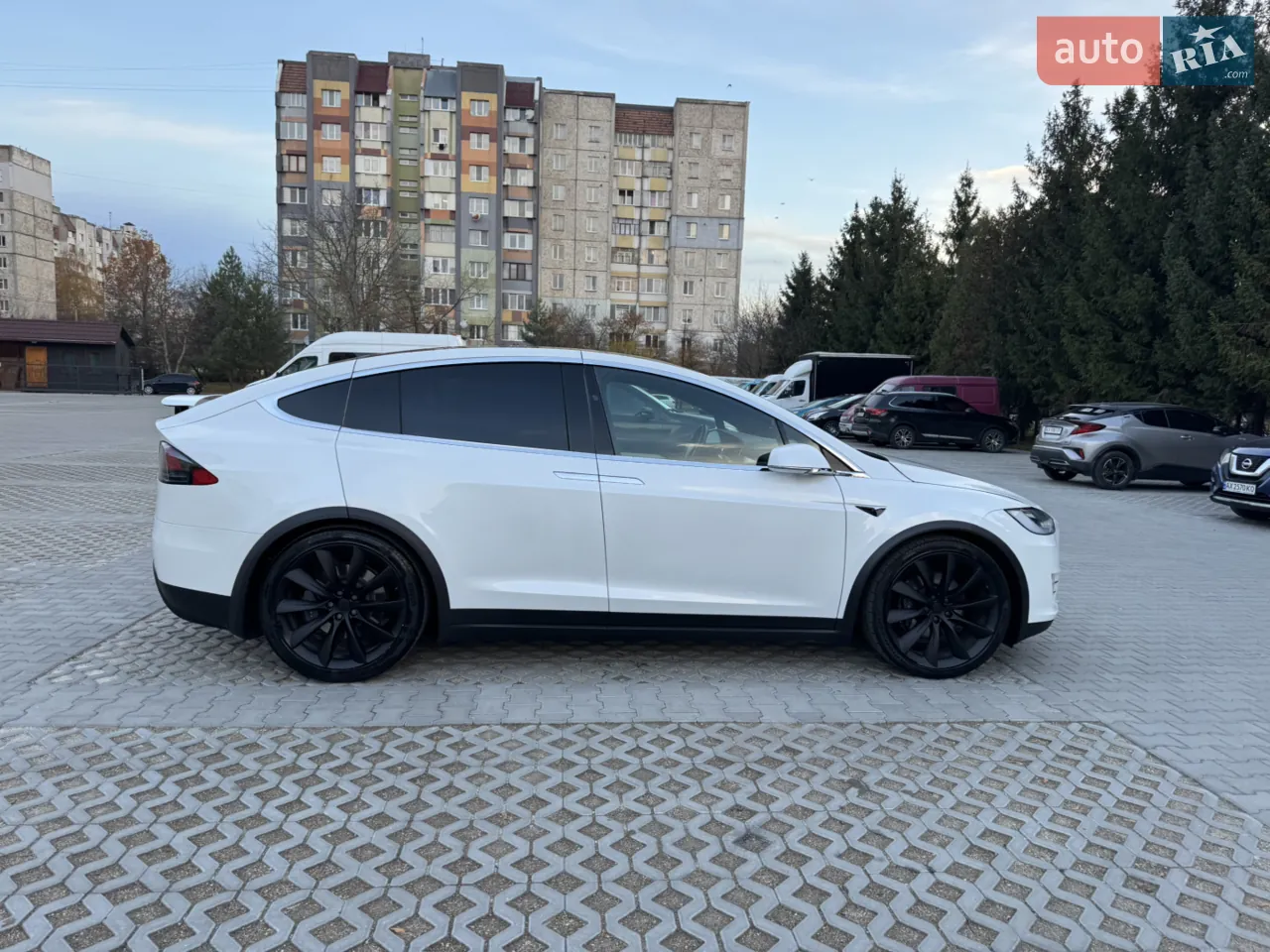 Tesla Model X 2019 photo 5